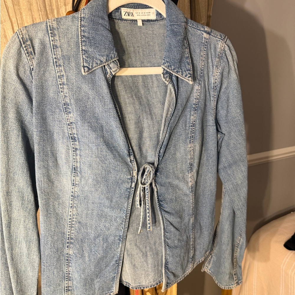 ZARA Light Blue Denim Tie-Front shirt size medium bell sleeves